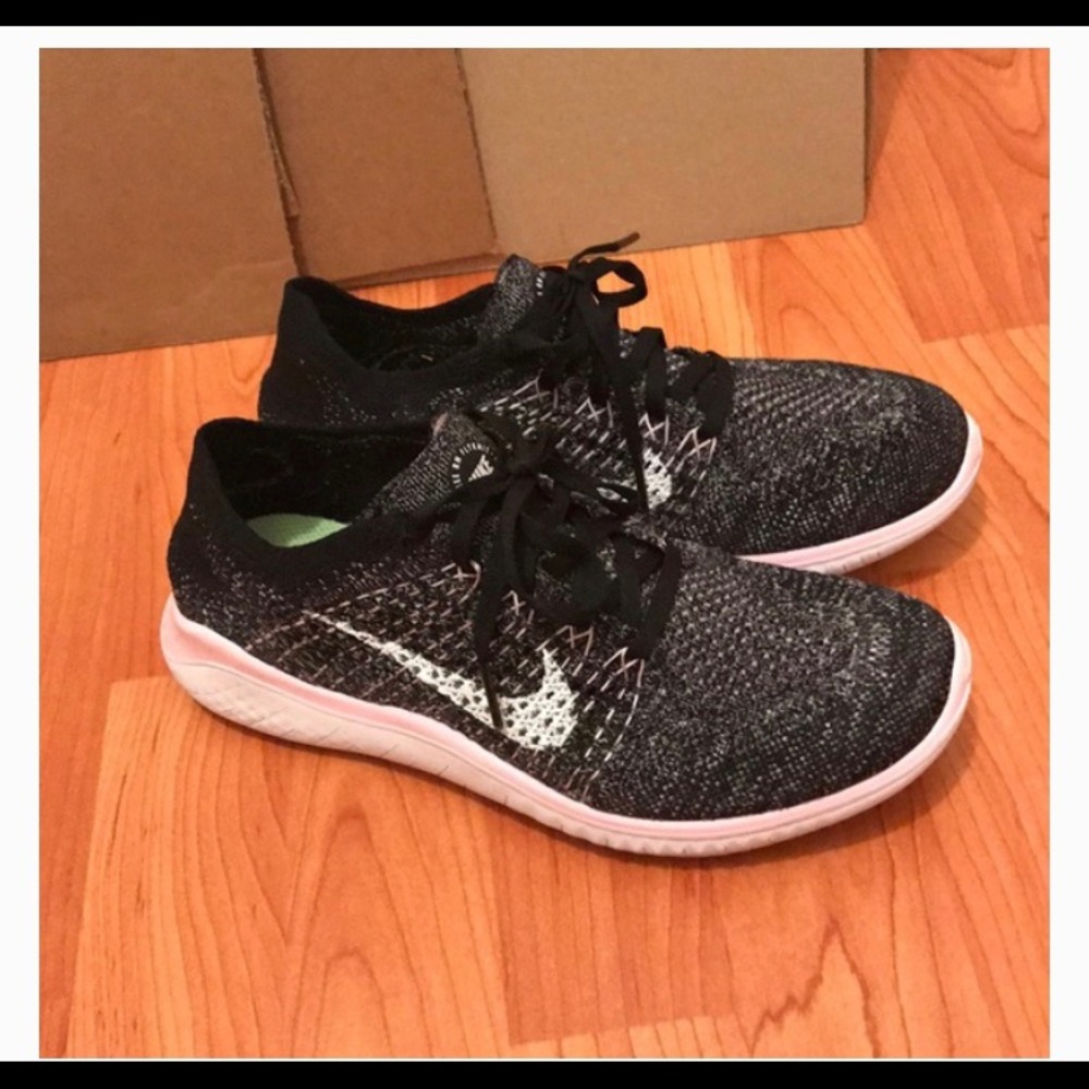 Nike Flyknit RN